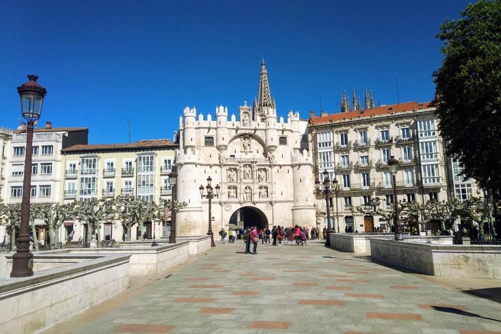 Tu Hogar En El Camino. Burgos Centro. Vut. Wifi Apartment Exterior foto