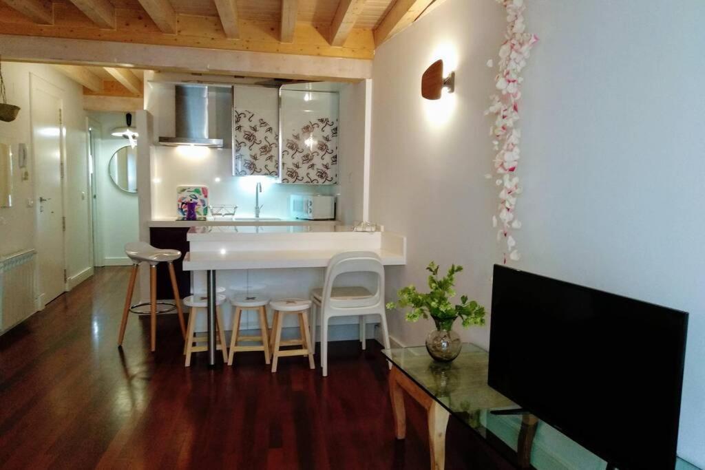 Tu Hogar En El Camino. Burgos Centro. Vut. Wifi Apartment Exterior foto